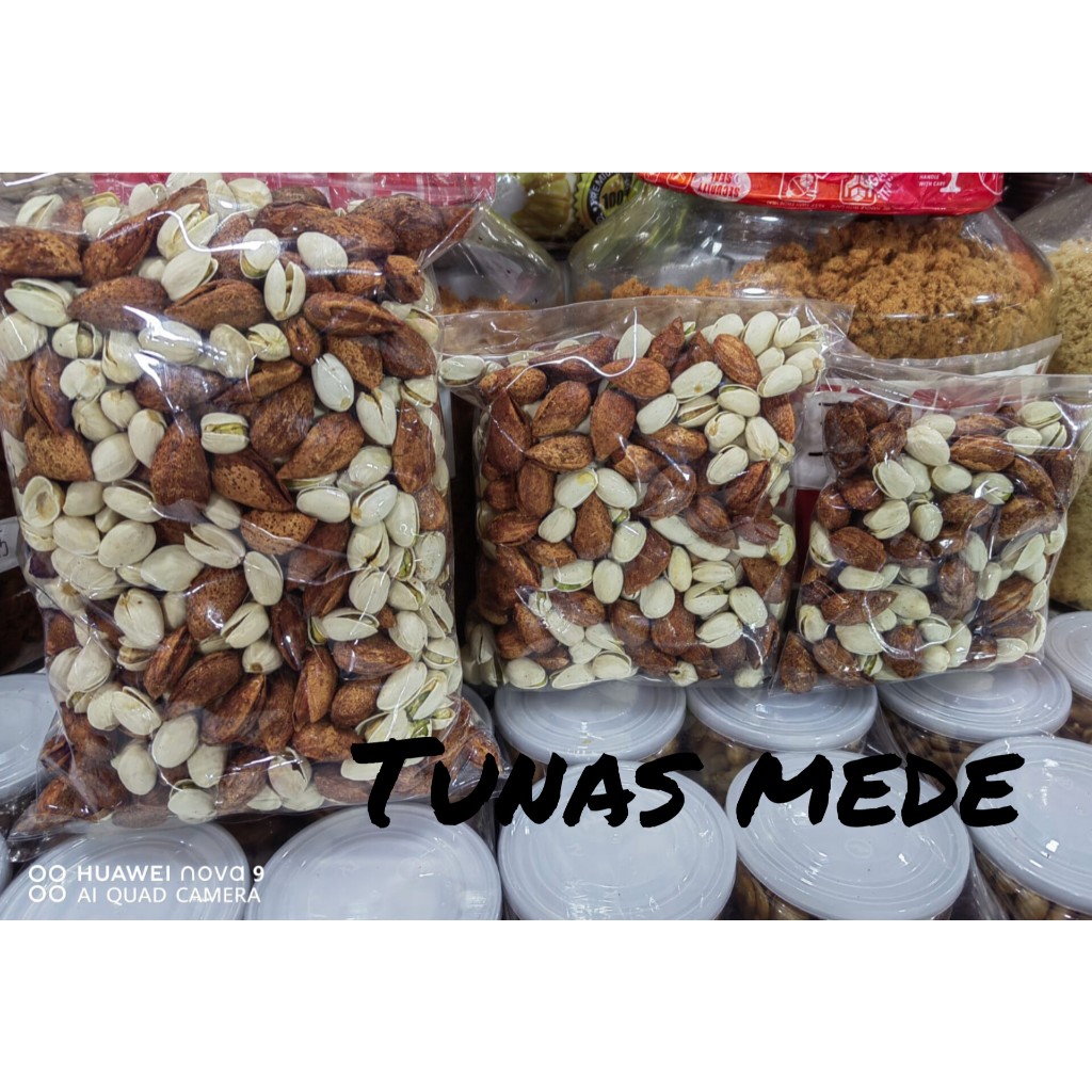 

MixNuts Pistachio Almond Kulit 500Gr