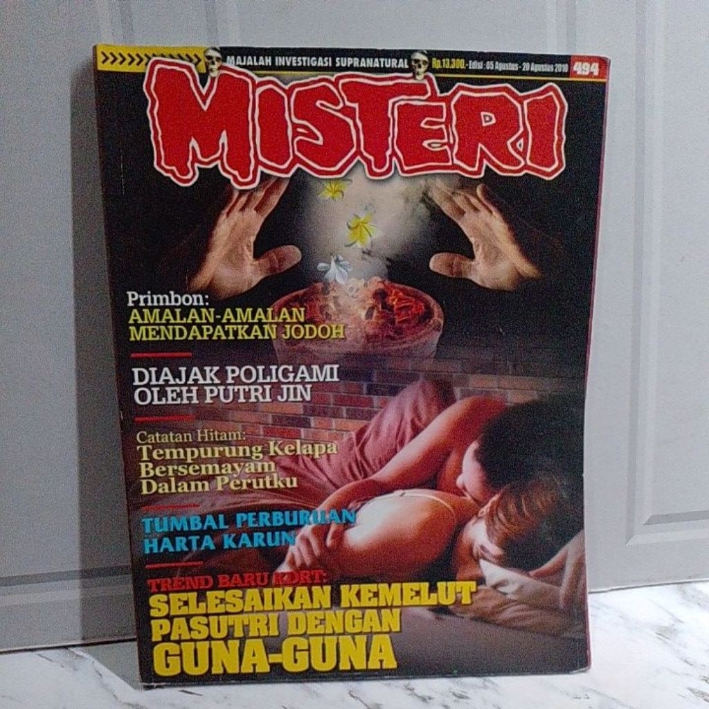 majalah misteri