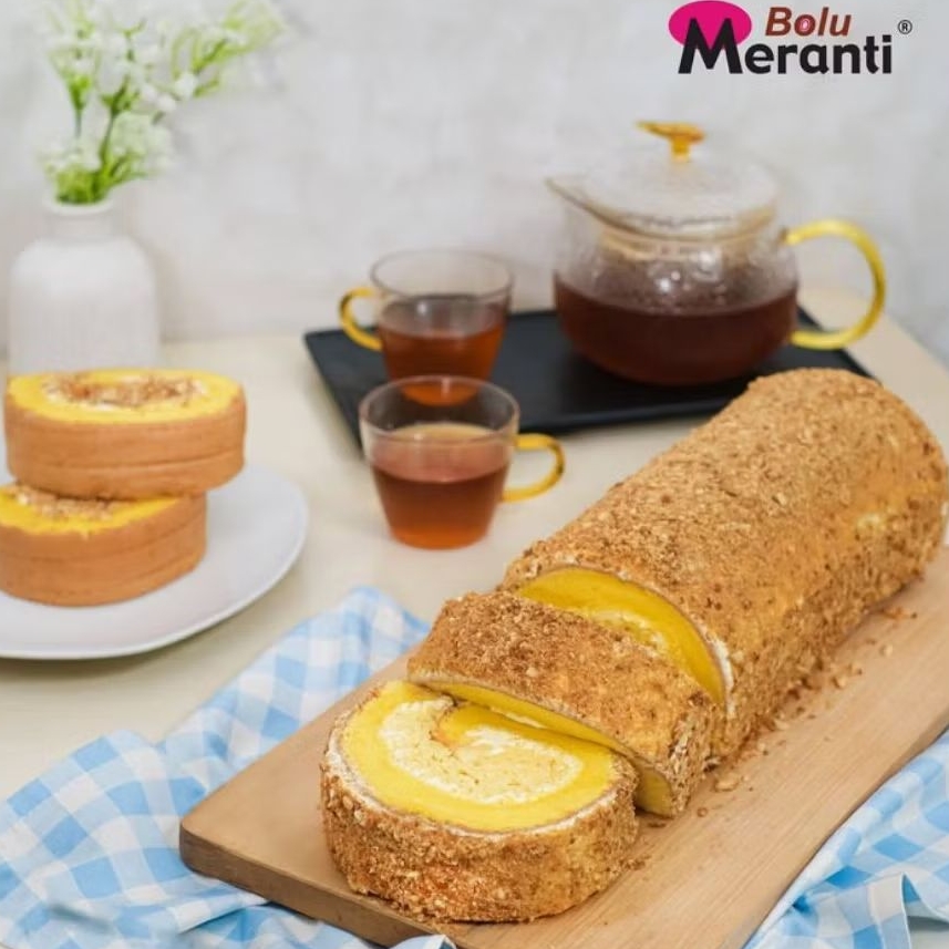 

Bolu Gulung Topping Kacang Keju / Durian / Mocca / Nenas / Strawberry / Blueberry / Cappucino / Kacang Meranti Medan