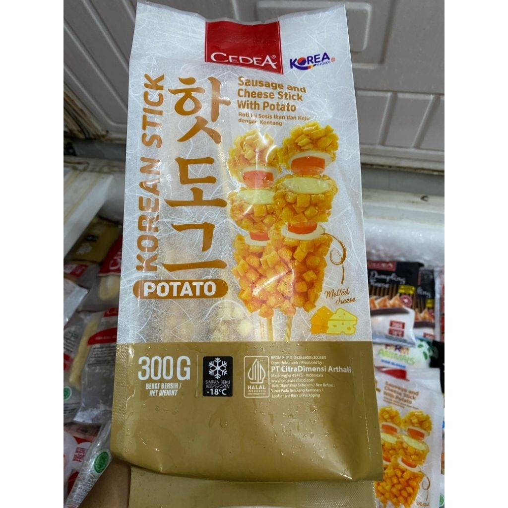 

CEDEA SAUSAGE & CHEESE STICK WITH POTATO 300 GR / KOREAN CORNDOG KENYAL & CRUNCHY