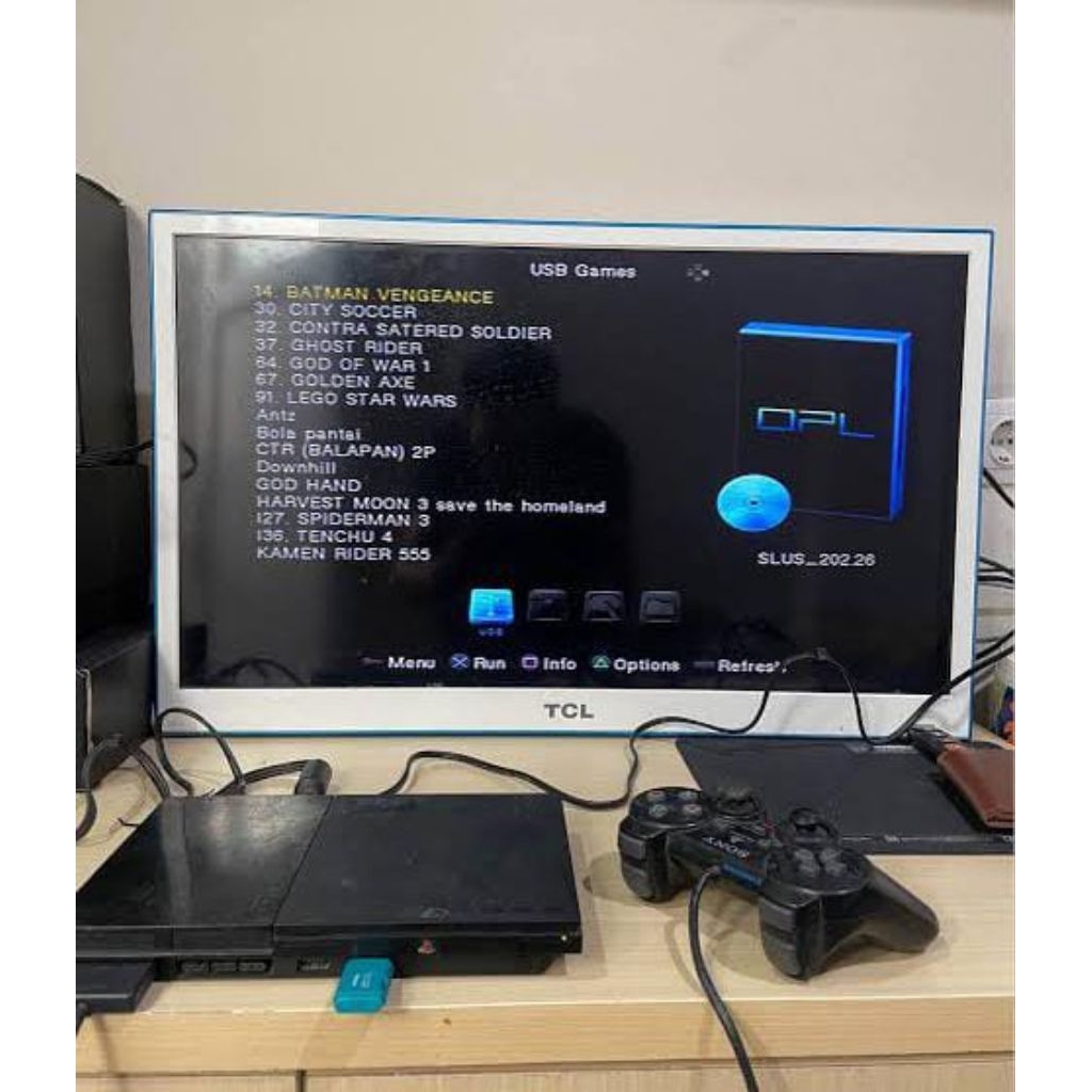 Ps2 sony slim Matrix bisa pakai hardisk game, bisa juga pakai flasdisk hard disk flashdisk ps 2 mulu