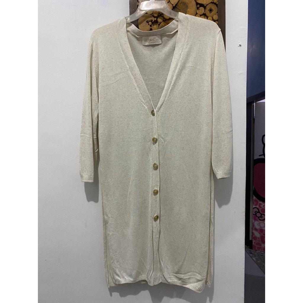 Preloved Outer Cardigan Rajut Panjang Wanita