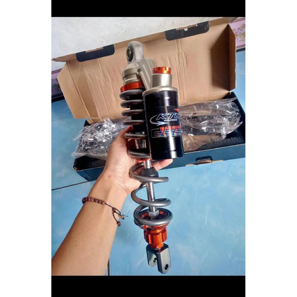sokbreker belakang tabung variasi motor matic