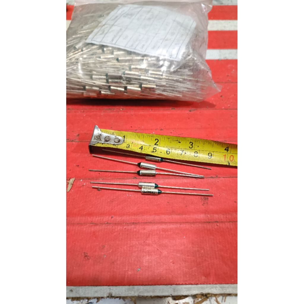 fuse setrika 240°C 10A 250V