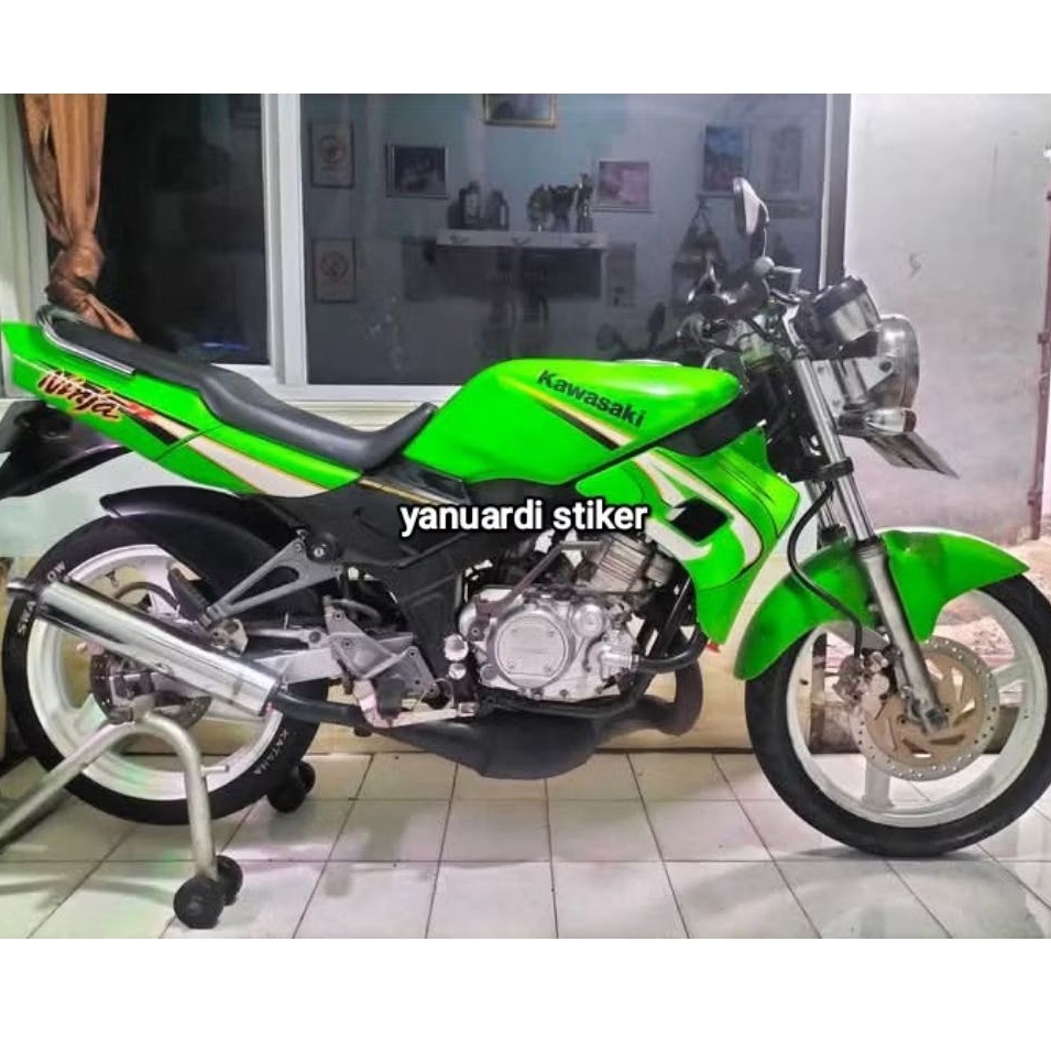 Striping stiker list kawasaki ninja r kis hijau tahun 2004 2005 old ninja kis hijau lama 2005