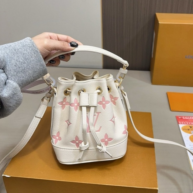 Pre Order Tas Selempang Wanita Elegan Hand Bag Wanita Model Bucket Mini Warna Cream Motif Bunga Pink