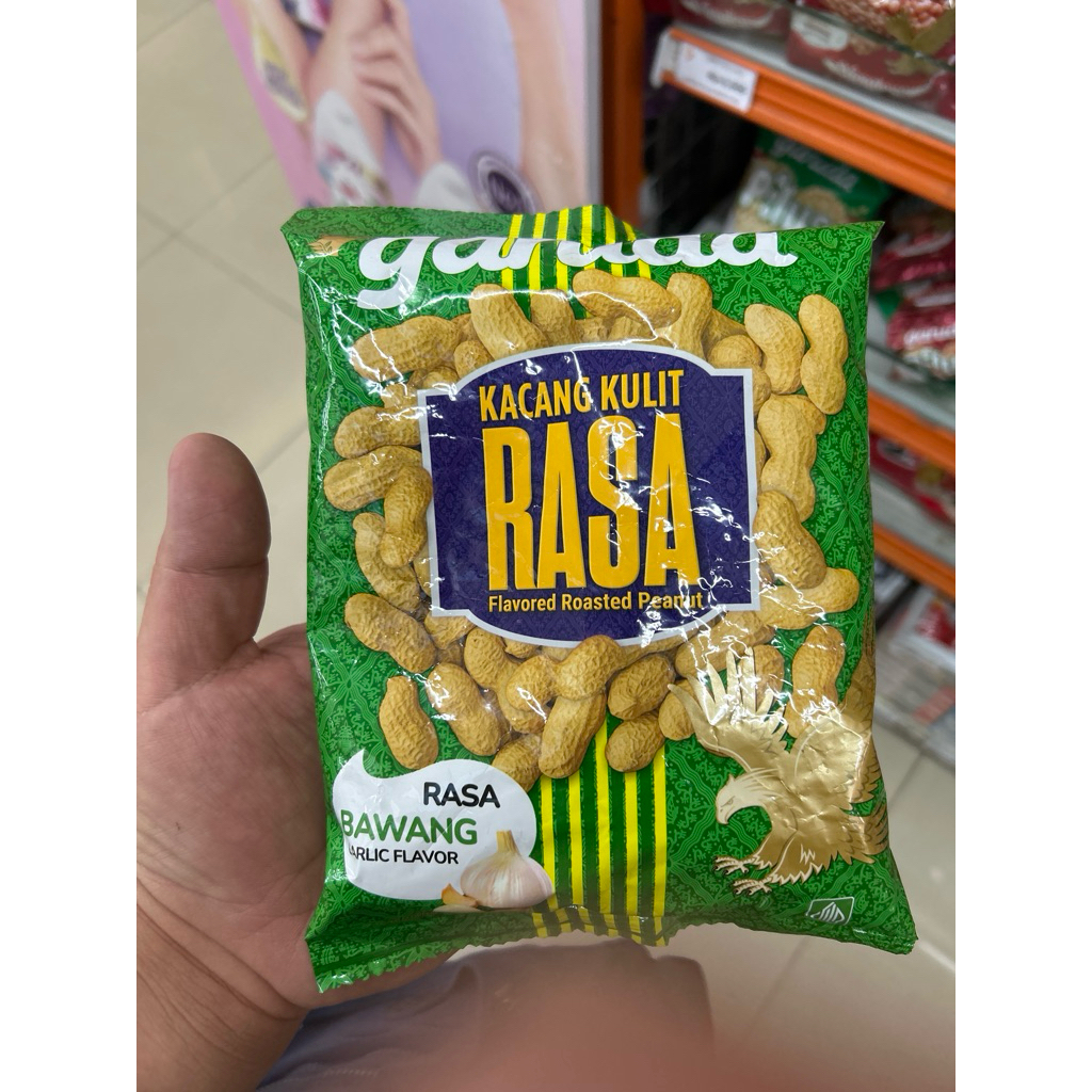 

GARUDA kacang kulit rasa bawang 180gr