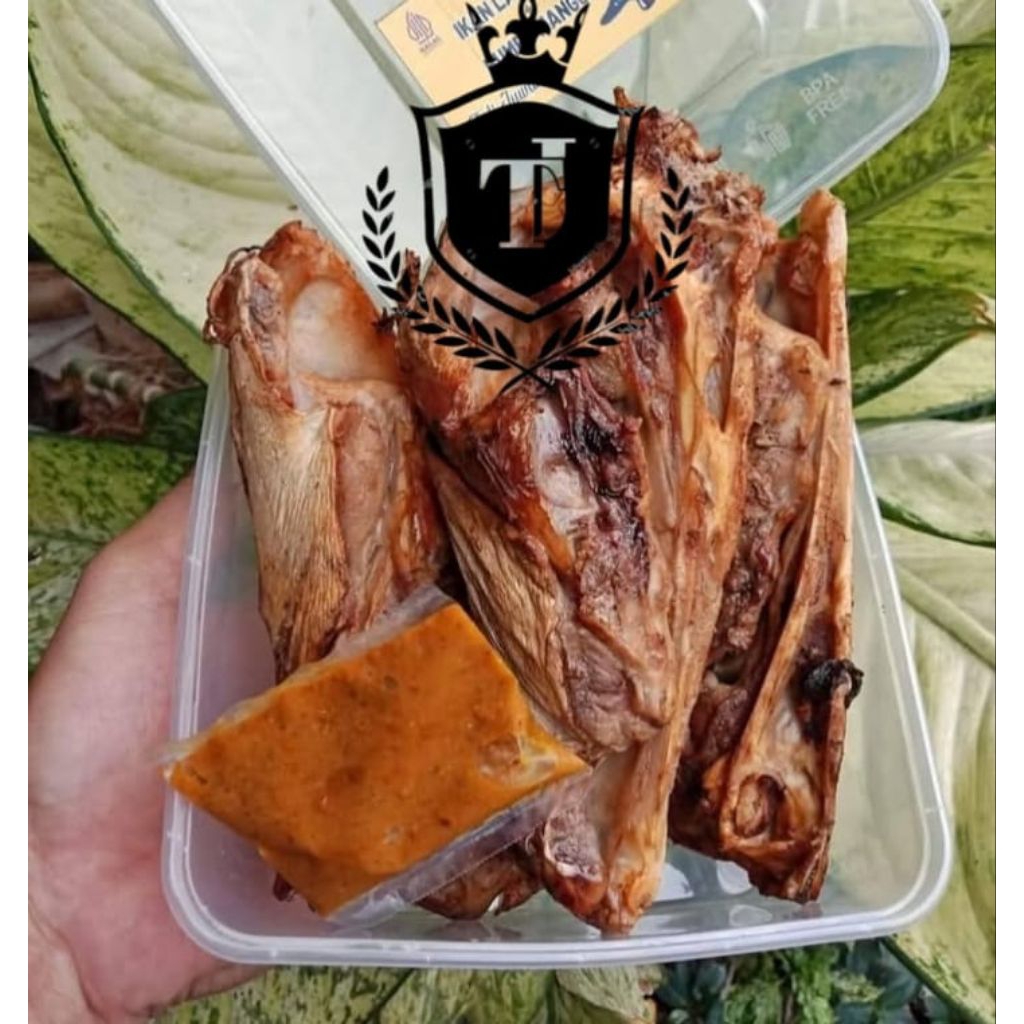 

ikan asap kepala manyung 500gr isi 2-3/ikan pangang manyung kemasan udah di vacum