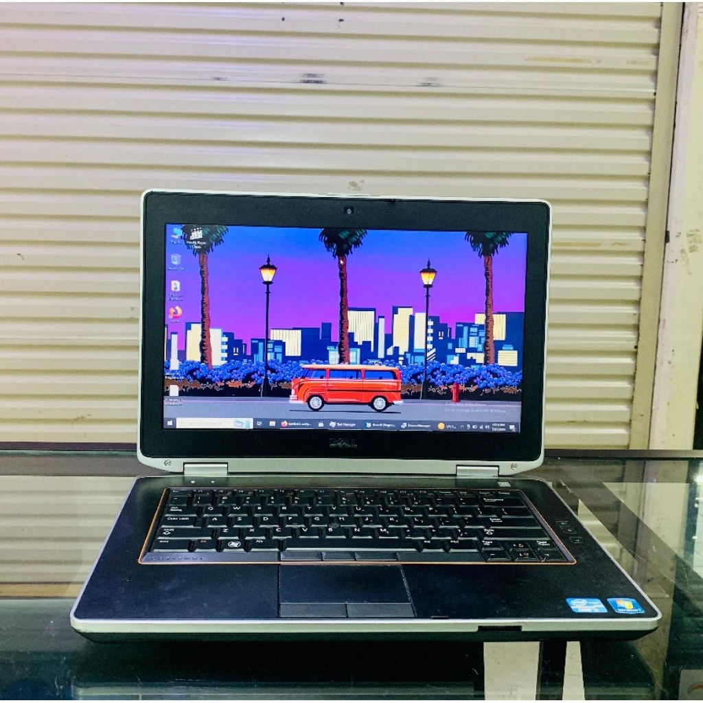 Dell latitude E6420 Intel core i5 gen 2 Ram 4gb HDD 300GB