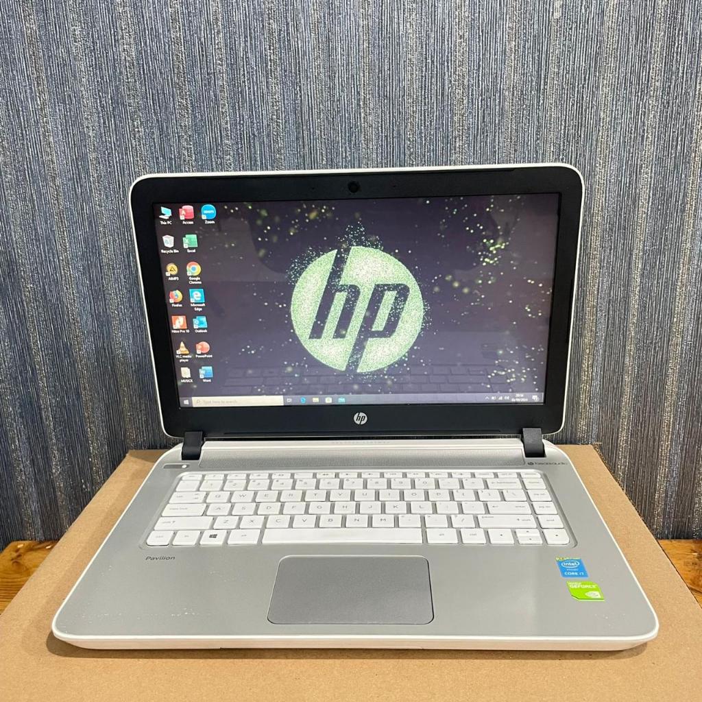 Laptop Hp Pavilion 14, Core i7 - 5500U, Ram 8/256Gb,Lengkap, White Silver, BERGARANSI
