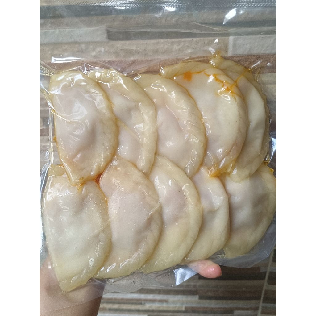 

cireng isi ayam suir pedas isi 10