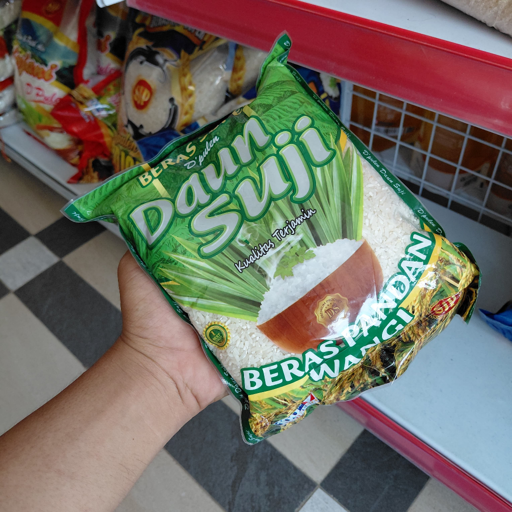 

Beras 1 Kg Kemasan Daun Suji Untuk Sembako Dan Sedekah Hajatan