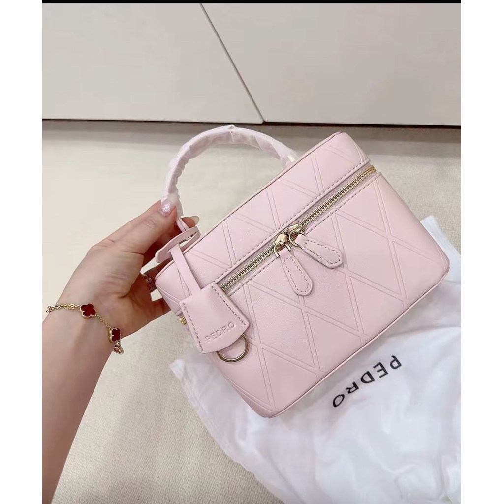 PDR TAS WANITA SELEMPANG TAS PEDRO ARY BOXY