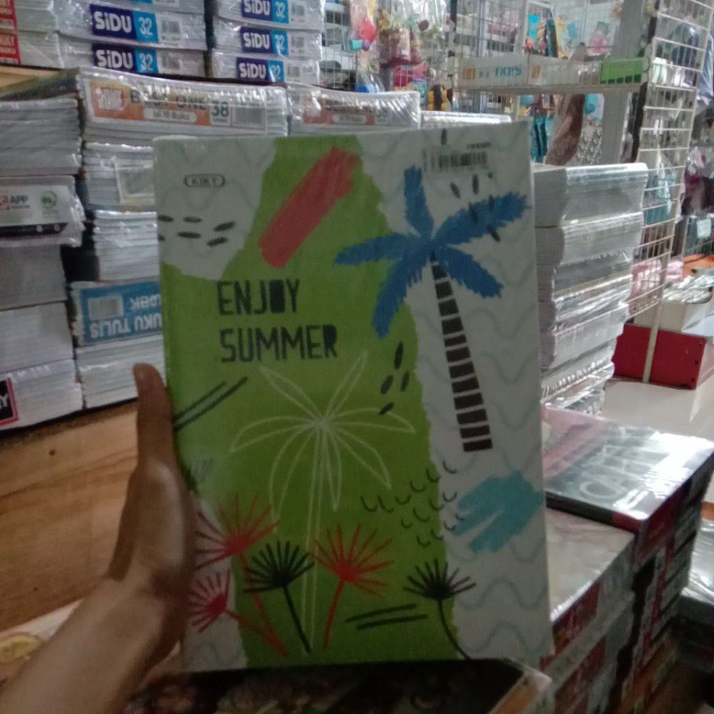 

kiky bx kiky warna 10 buku isi 50 lembar