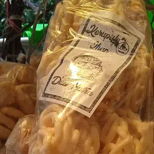 

krupuk ikan 2 putra