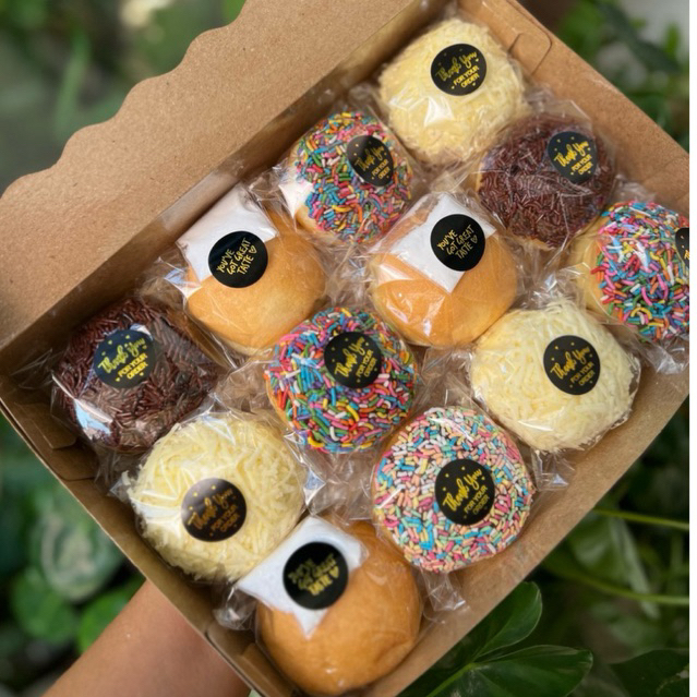 

Donat Mini Mixed Toping Klasik- isi 12