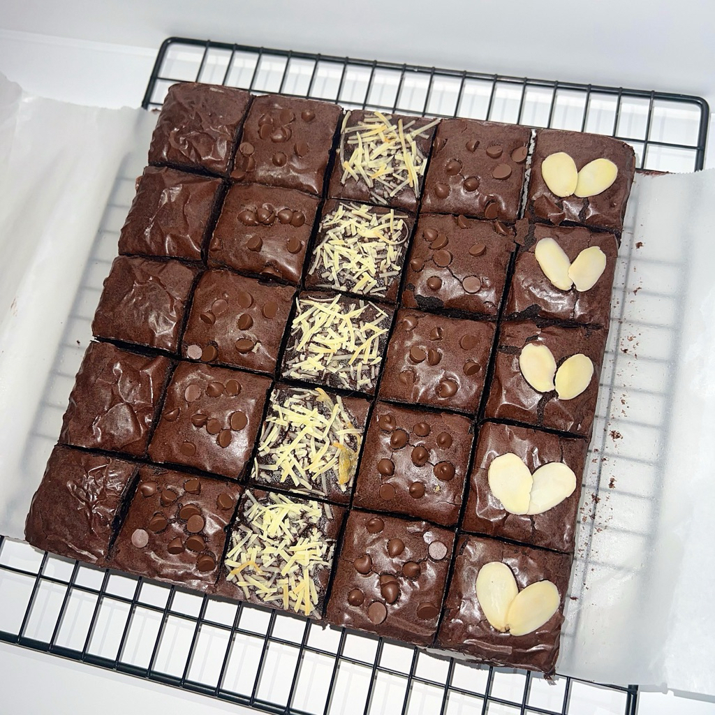 

Fudgy Brownie Large | Daw Bakehouse