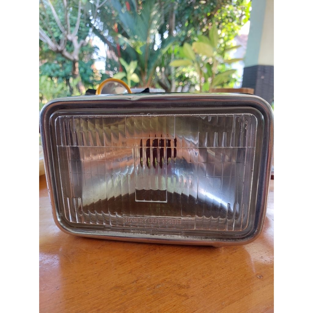 headlamp suzuki trs a100 original second istimewa
