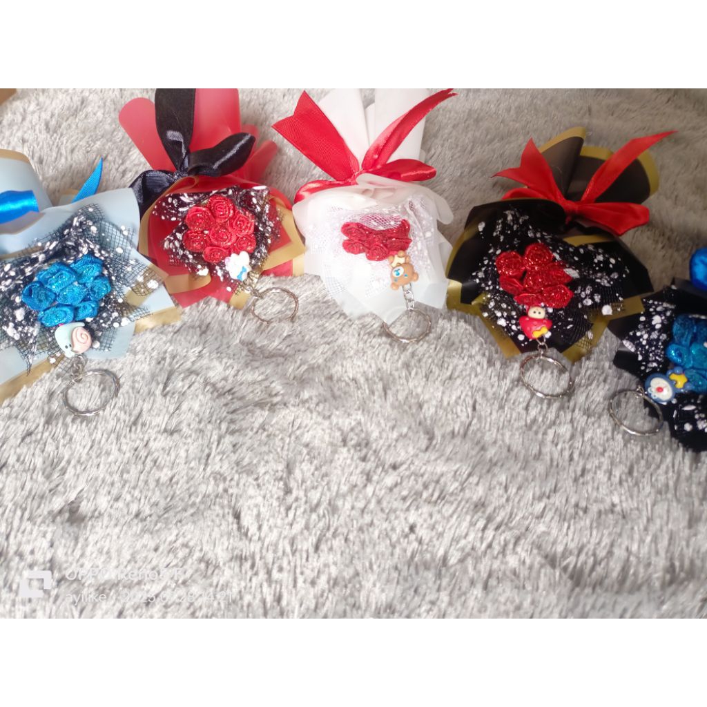 

ayilike buket pita satin mini karawang / buket gantungan kunci kunti bogel viral packing custom ucapan