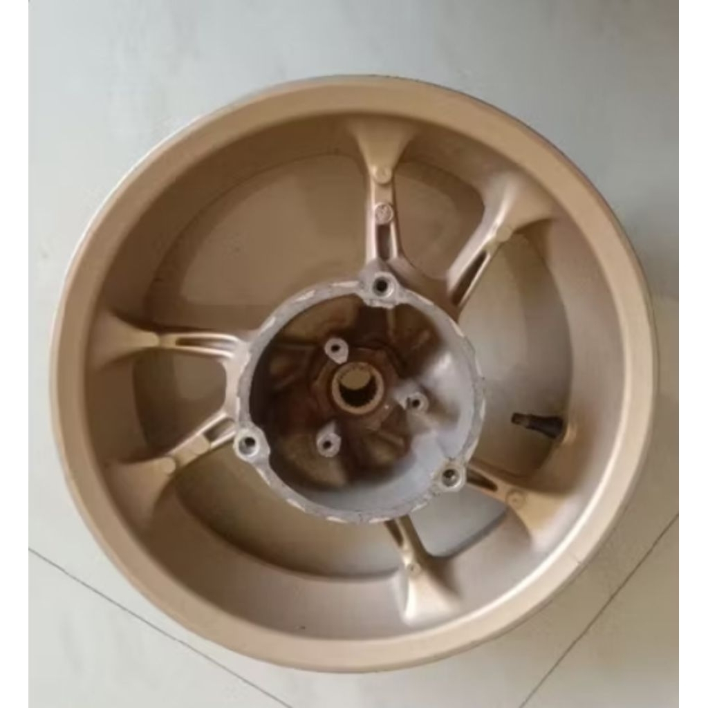 velg pelek belakang Yamaha nmax old