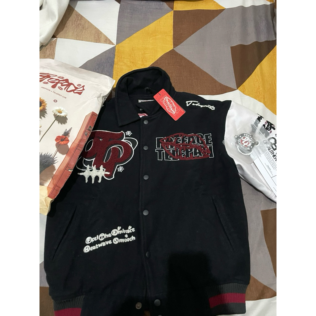 Jaket Varsity Preface x telepati