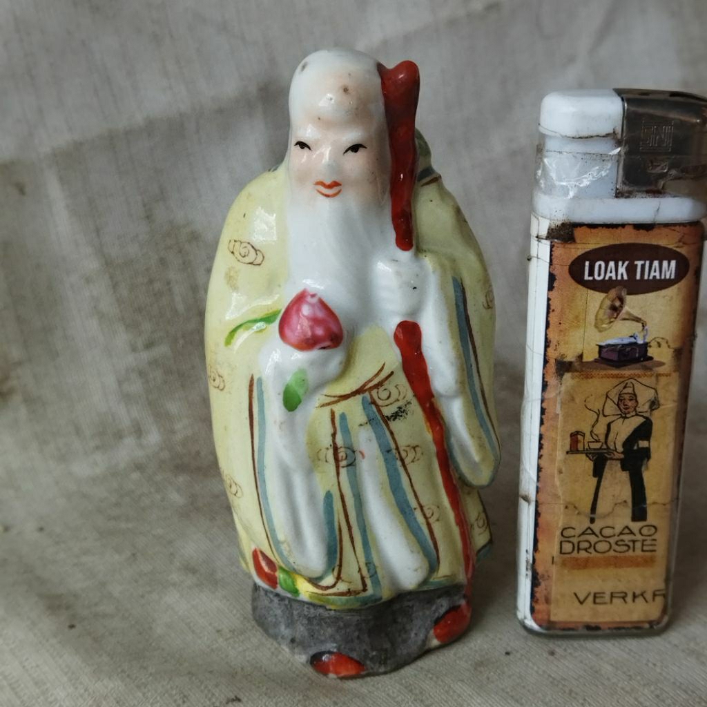 Pajangan Vintage Patung Dewa Keramik Oriental 9 cm