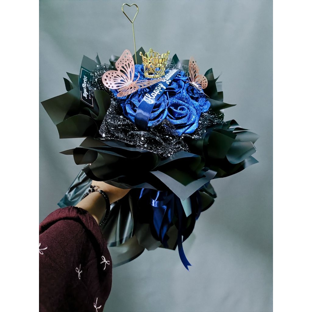 

Buket pita satin glitter model kriwil / buket pita satin 7 tangkai kriwil/Buket aisyaflorist