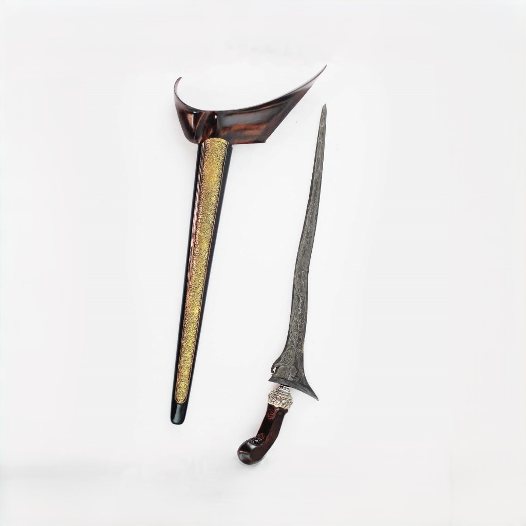 Keris Ladrang Yogya Asem Selut Dhapur Jangkung  Pamor Mrutu Sewu Pamor Kemalo Slorok Buntu KD1003