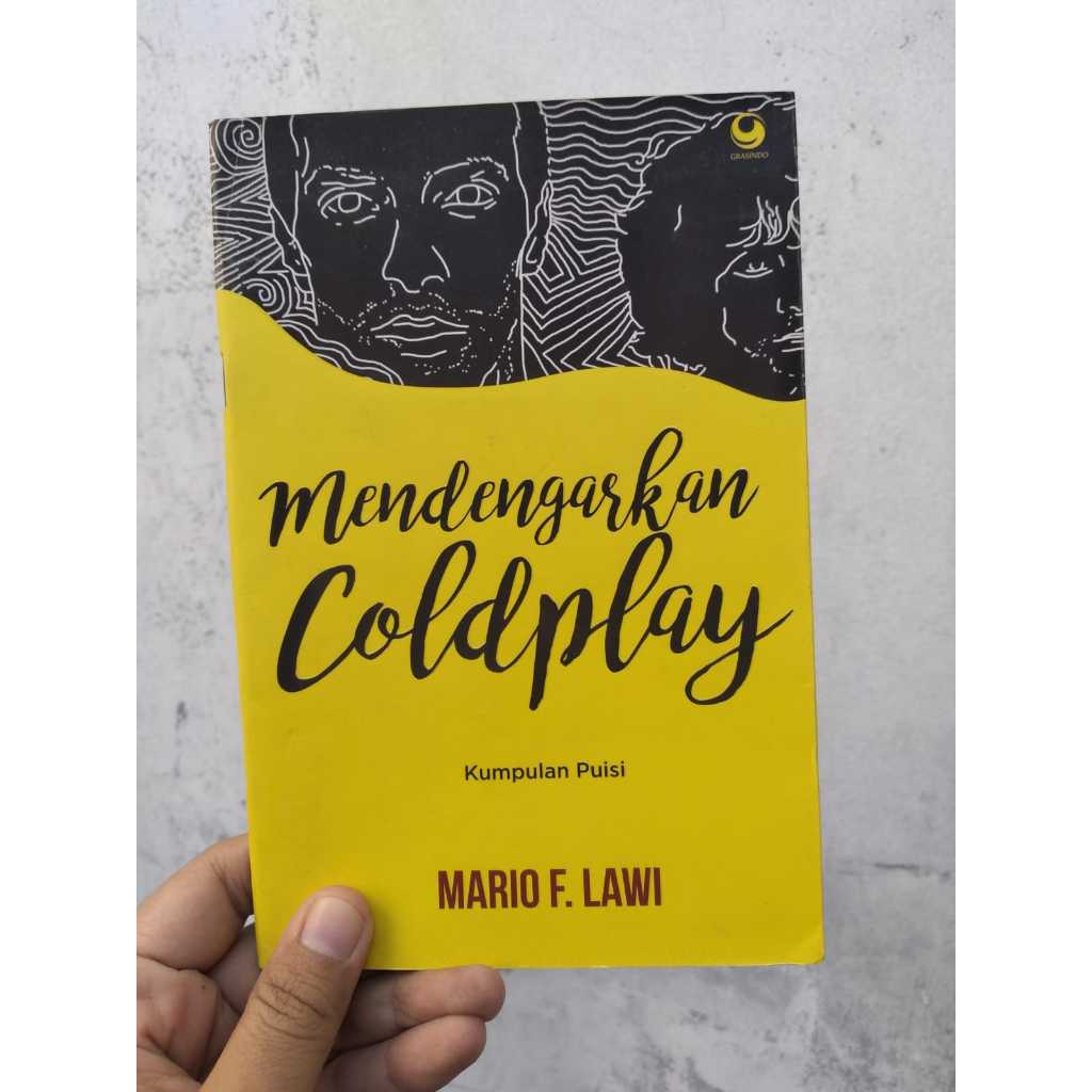 [BERUANG PRELOVED] Buku Mendengarkan Coldplay Penulis: Mario F. Lawi
