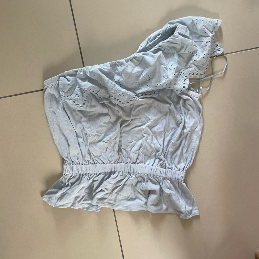 Top One Shoulder Ruffle Brokat [PRELOVED MANGO]