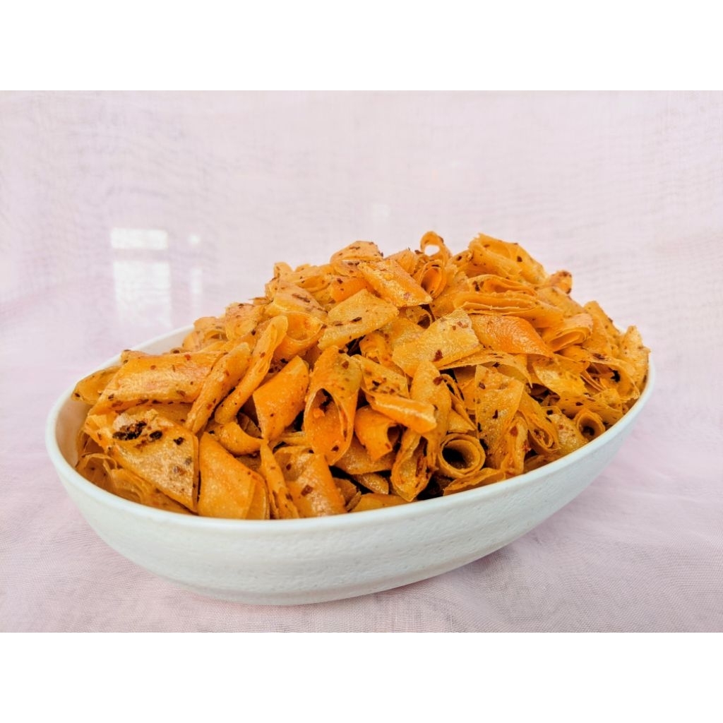 

KRIPIK LUMPIA PEDAS ORIGINAL EXTRA PEDAS 150 GR, 250 GR 500 GR NO KERAS KERAS 100% RENYAH