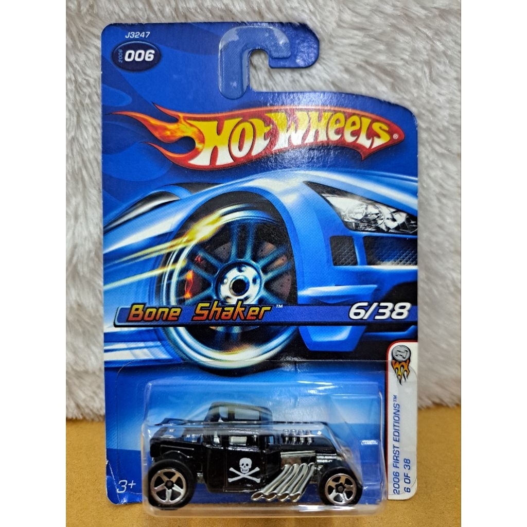 Hoy Wheels Bone Shaker Black