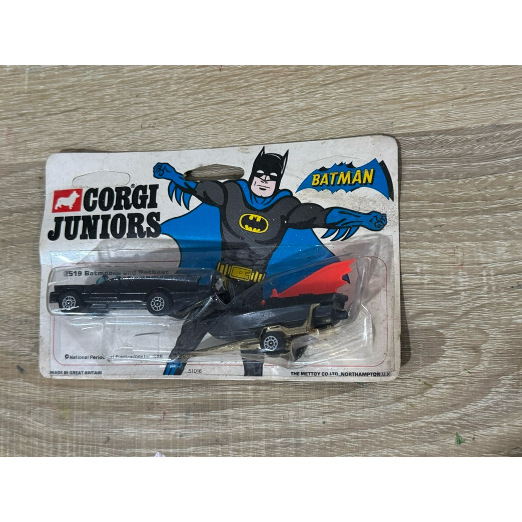 2519 batmobile and batboat corgi juniors 1976 vintage made in great britain