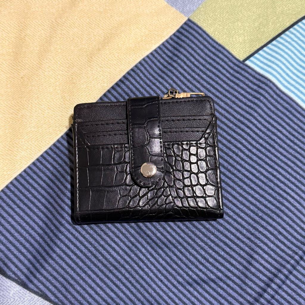 [preloved] dompet lipat wanita motif kulit wallet hitam