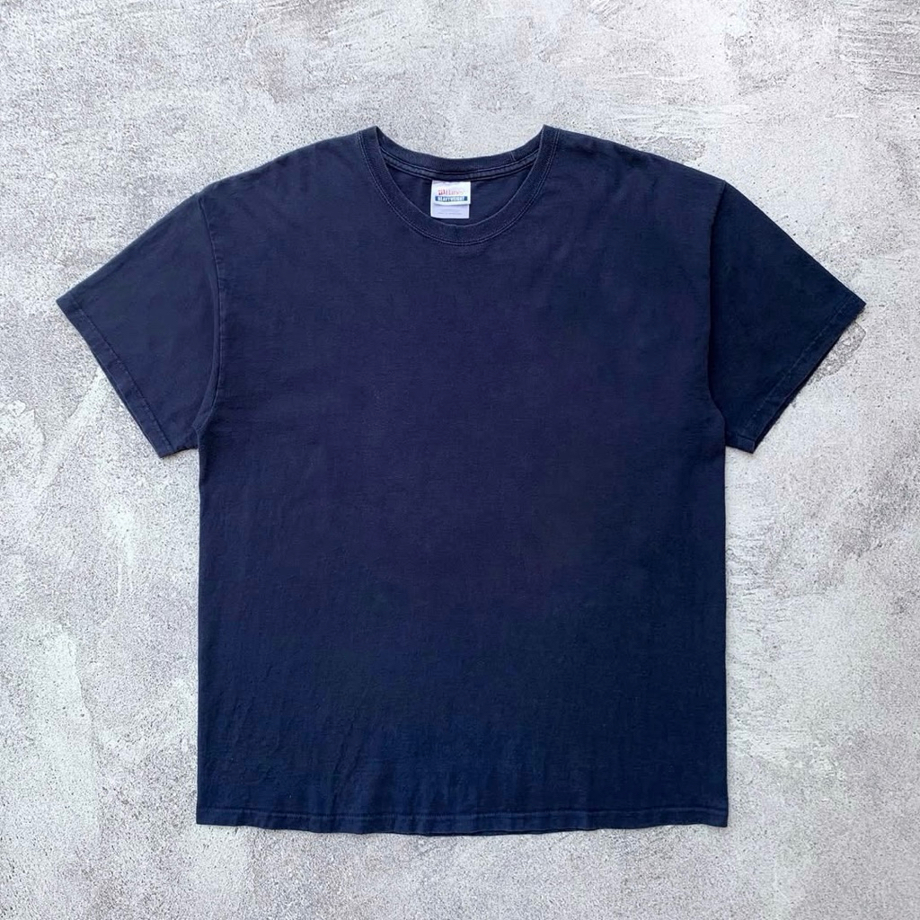 Hanes 2000s Heavyweight Blank Tee.