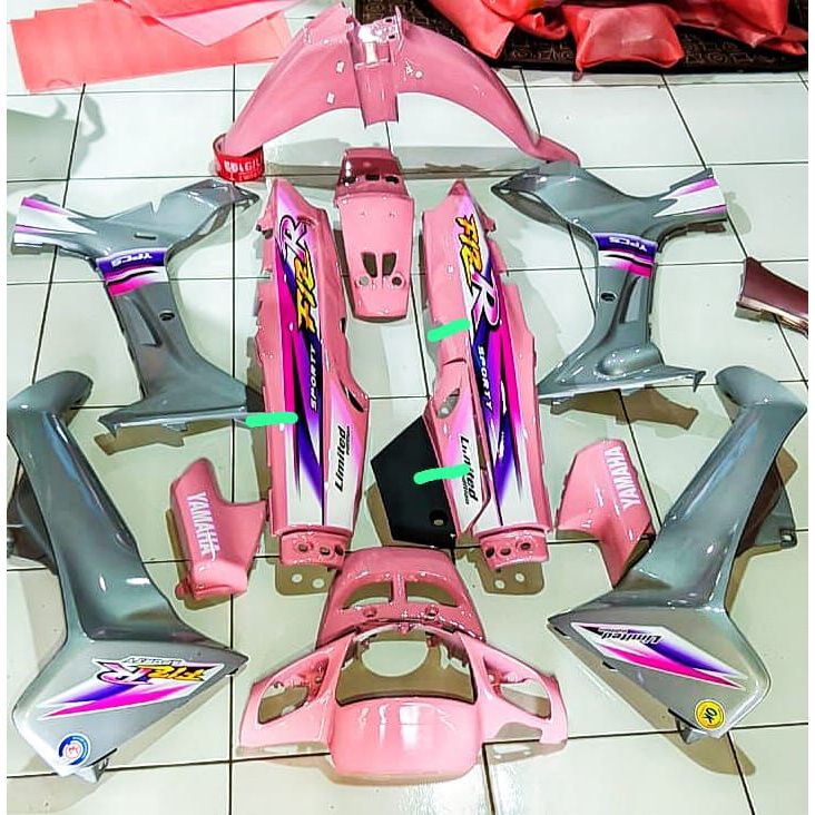 STRIPING FIZR LE LIMITED EDITION PINK SILVER FIZ R PREMIUM