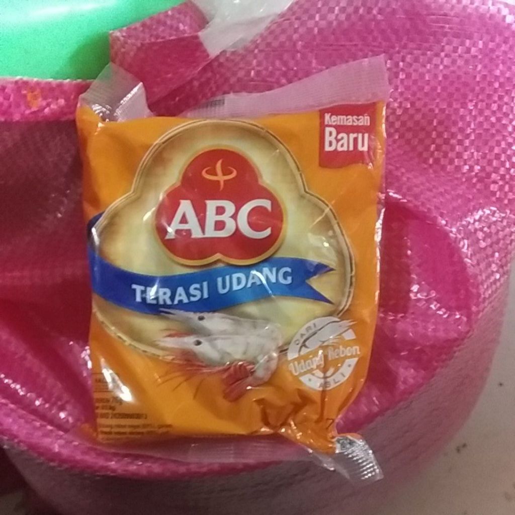 

trasi abc enak 1 renceng isi 20 pcs