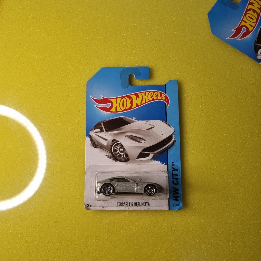 hotwheels ferrari f12 berlinetta