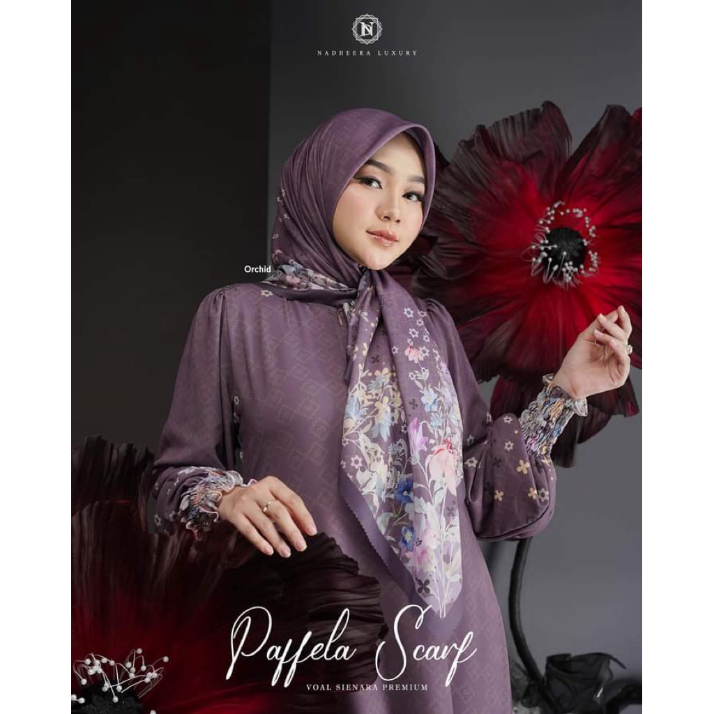 Nadheera Luxury Paffela Scarf By Nadheera Luxury - Hijab Segi Empat Motif