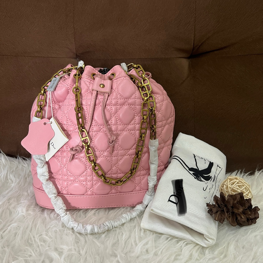 NBU tas CD mirror vip|preloved d*or kulit asli|tas serut kulman|leather drawstring chain bag
