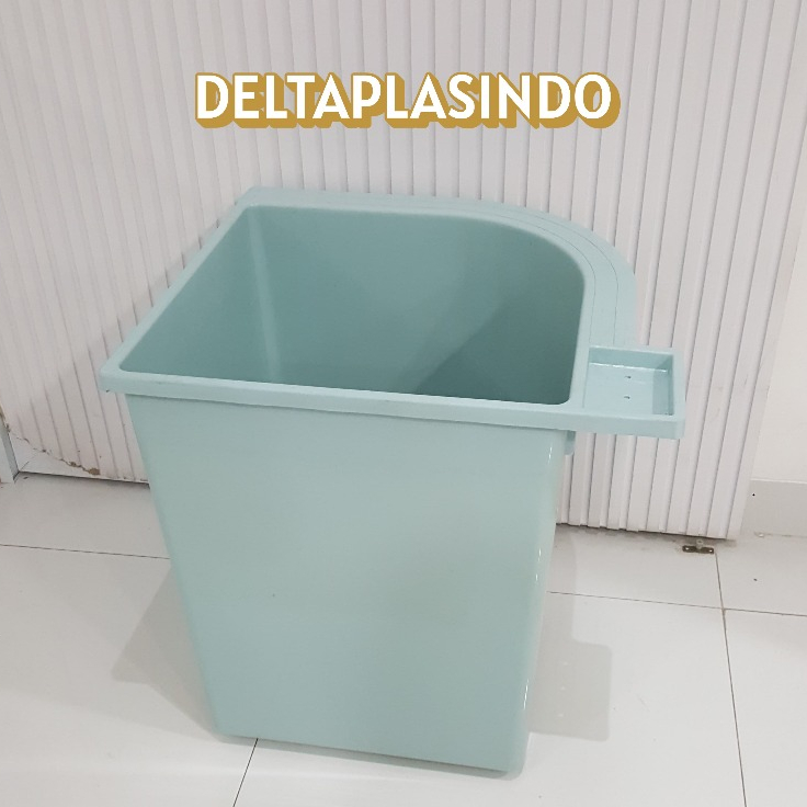 BAK MANDI SUDUT OVAL + TEMPAT SABUN + LUBANG PENUTUP BIRU MUDA +/- 120 Liter