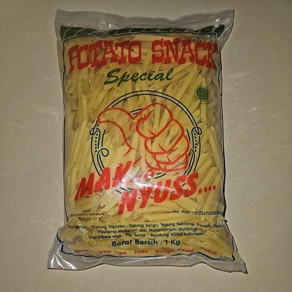 

MAKNYUSS Potato Snack Special 1Kg (Belum Digoreng)