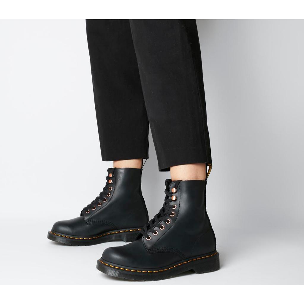 Dr. Martens Pascal Blacksmooth