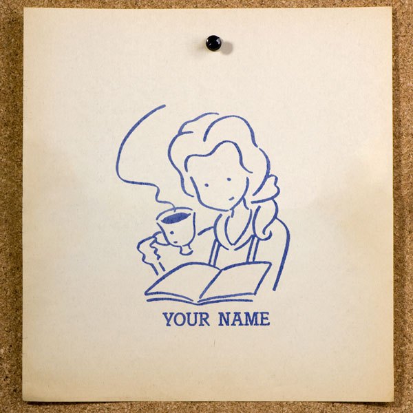 

Stempel Buku Ex Libris Kustom Nama | Desain Perempuan Membaca dan Kopi | SE-62 | Perpustakaan