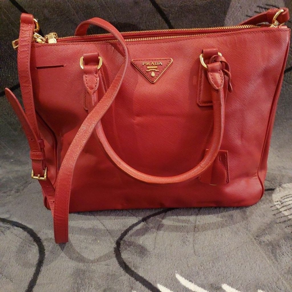 PRADA SAFFIANO DOUBLE ZIP SATCHEL BAG- PRELOVED