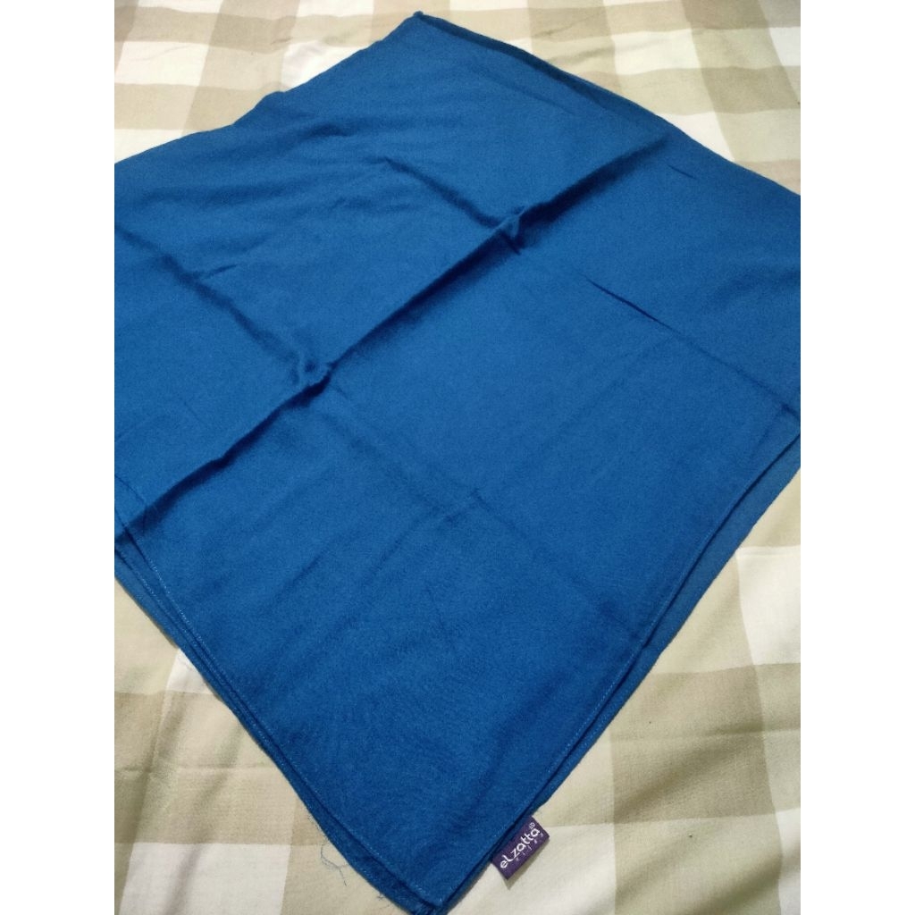 Jilbab Elzatta polos like new