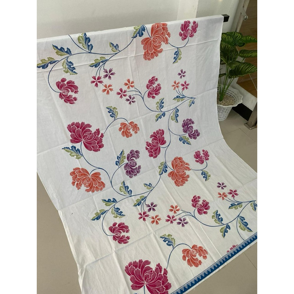 Batik Solo Kekinian Motif Bunga Teratai Jalar