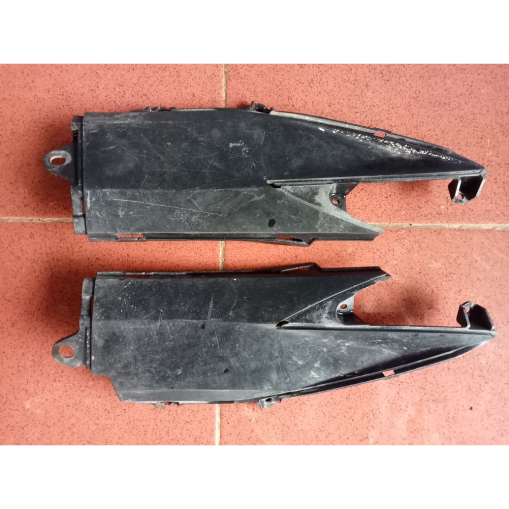 TERMURAH! COVER BODI SAMBUNGAN BELAKANG REVO FIT KARBU/COVER SAMBUNGAN BODI BELAKANG REVO FIT ORIGIN