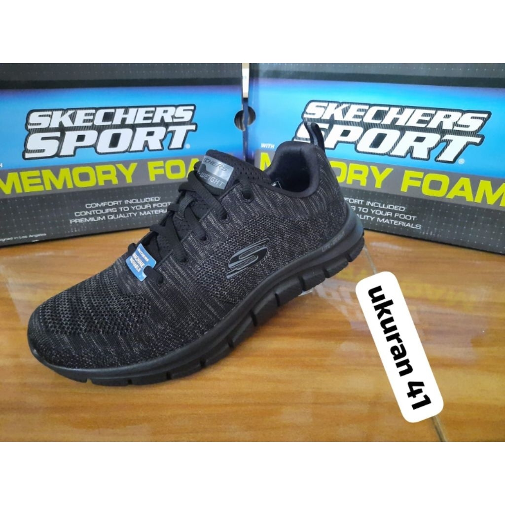 sepatu skechers original hitam polos sepatu skechers pria full black hitam