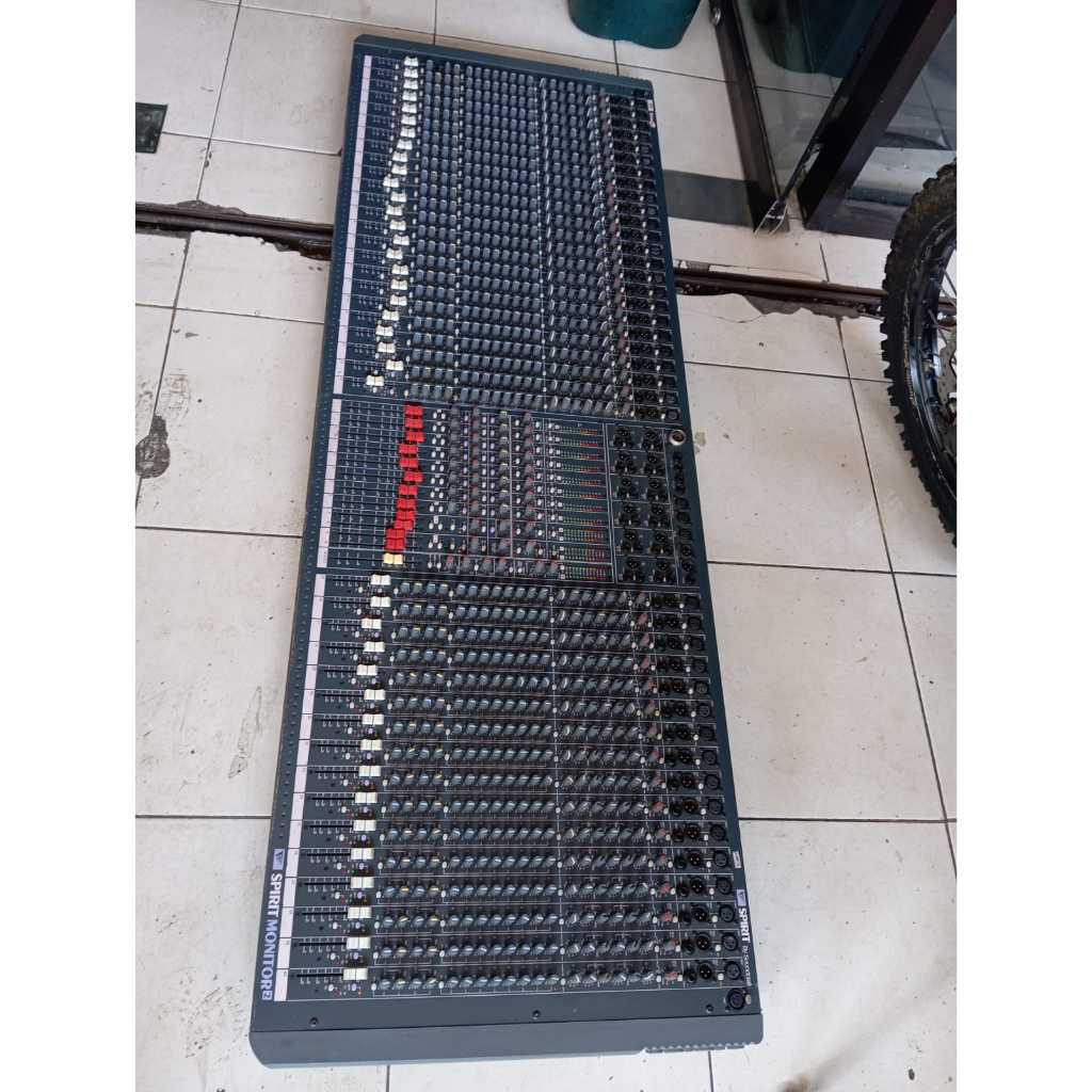 mixer soundcraft spirit monitor 40 murah